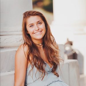 Meet your Posher, Ellie